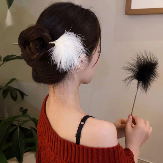 Feather hairpin