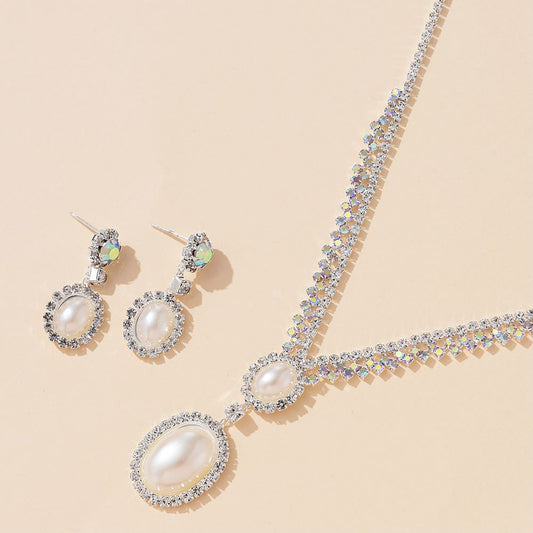 Evening gown series——Silver inlaid pearl necklace