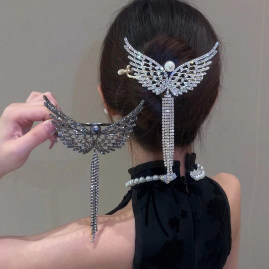 Diamond wings hairpin